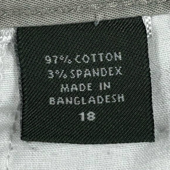 Eddie Bauer Cropped Chinos Plus Size 18 Casual Walking Travel Ankle Khakis Basic - Picture 4 of 4